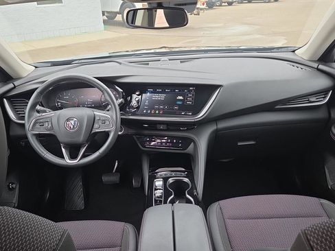 Used 2023 Buick Envision Preferred image 12