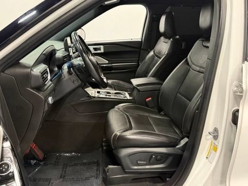 Certified 2022 Ford Explorer ST w/ Equipment Group 401A AWD/4WD image 14