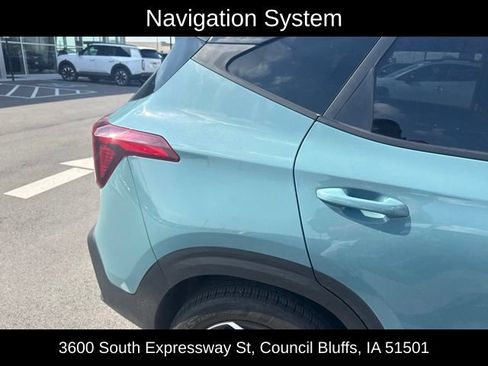 Used 2025 Kia Seltos S AWD/4WD image 8