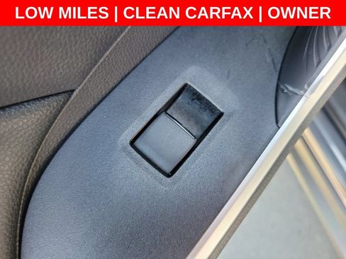 Used 2021 Toyota RAV4 XLE w/ Carpet Mat Package (TMS) FWD image 18