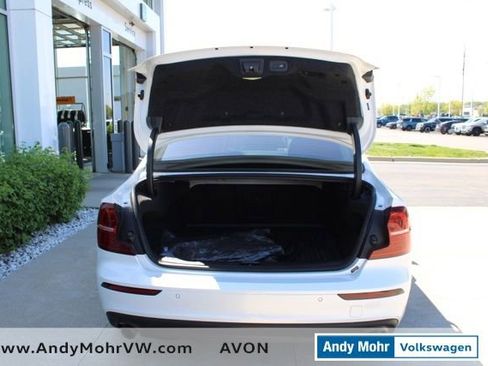 Used 2020 Volvo S60 T6 Momentum w/ Protection Package Premier image 12