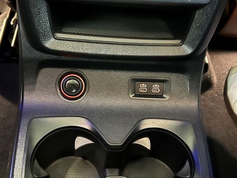 Used 2023 BMW X7 M60i w/ Executive Package image 21