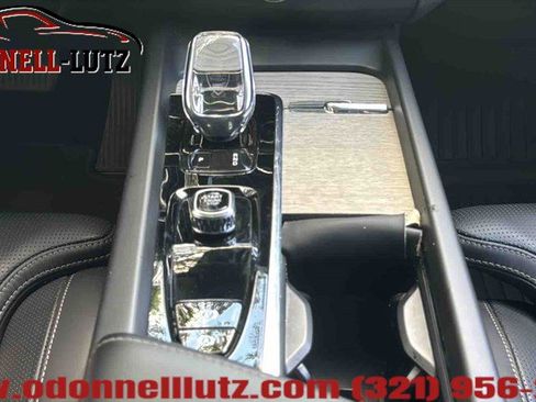 Used 2022 Volvo XC60 B6 Inscription w/ Advanced Package AWD/4WD image 31