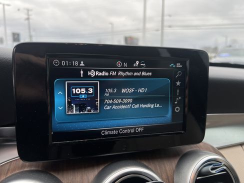 Used 2019 Mercedes-Benz C 300 4MATIC Sedan image 24