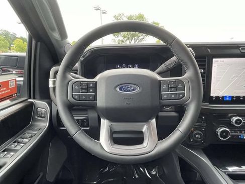 New 2026 Ford F250 Lariat w/ Black Appearance Package AWD/4WD image 10
