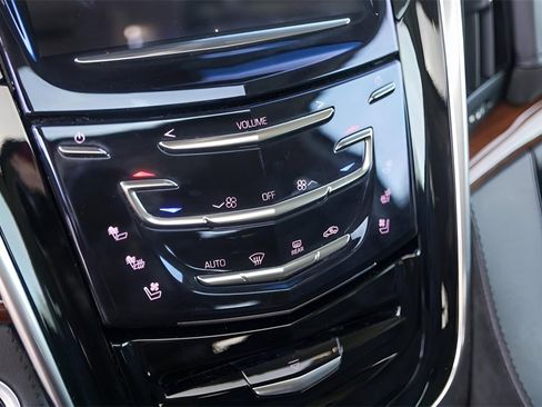 Used 2019 Cadillac Escalade Luxury image 27