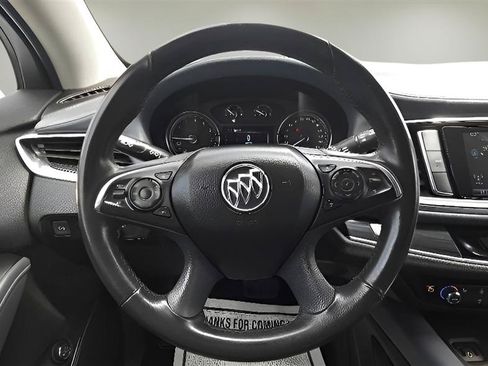 Used 2018 Buick Enclave Essence AWD/4WD image 13