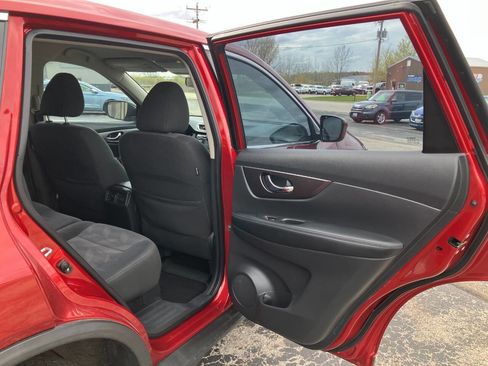 Used 2016 Nissan Rogue S AWD/4WD image 15