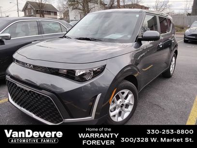 Used 2023 Kia Soul LX w/ LX Technology Package