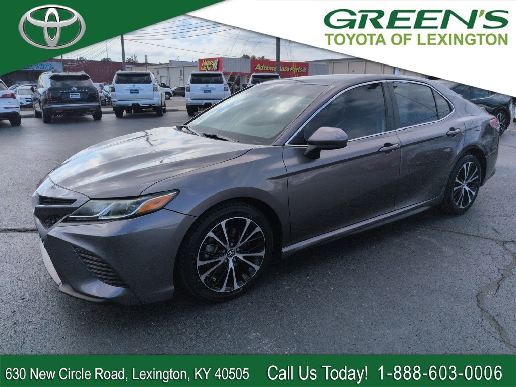 Used 2018 Toyota Camry SE w/ Accessory Appearance Package FWD 360° Tour