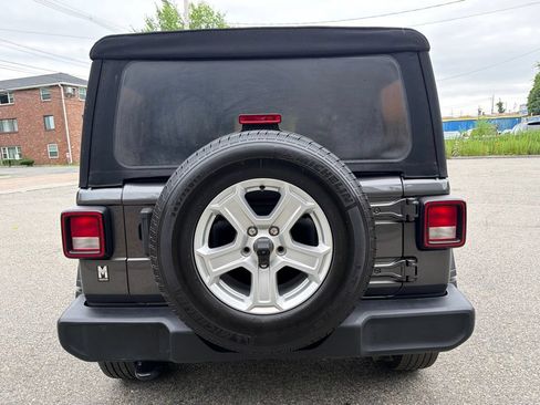 Used 2020 Jeep Wrangler Unlimited Sport S AWD/4WD image 6