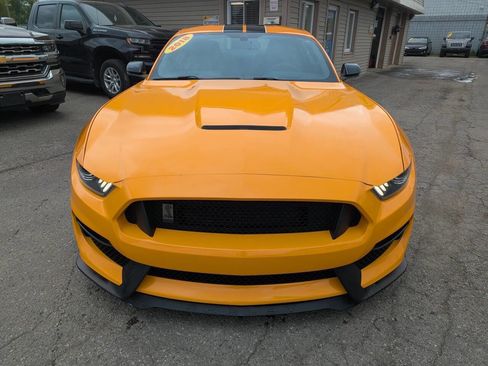 Used 2018 Ford Mustang Shelby GT350 w/ Electronics Package RWD image 2