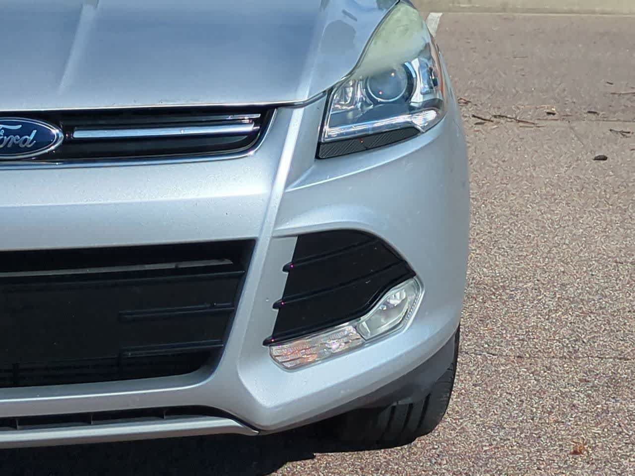 Used 2013 Ford Escape Titanium w/ Class II Trailer Tow Pkg AWD/4WD image 10