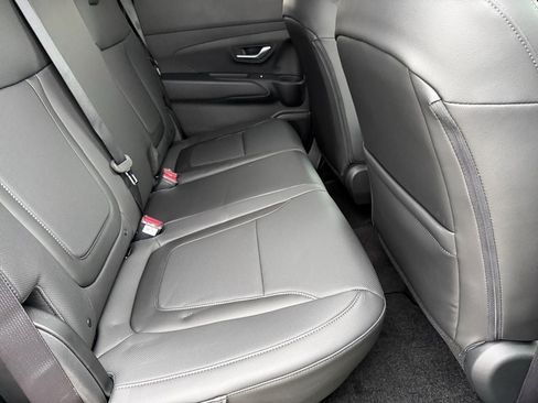New 2026 Hyundai Santa Cruz SEL FWD image 11