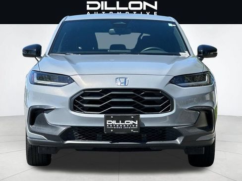 Used 2025 Honda HR-V Sport image 9