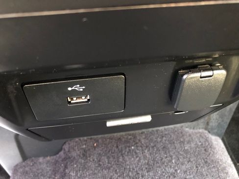 Used 2017 Ford F150 XL w/ Equipment Group 101A Mid image 30