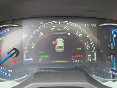 Certified 2025 Toyota RAV4 XLE image 21