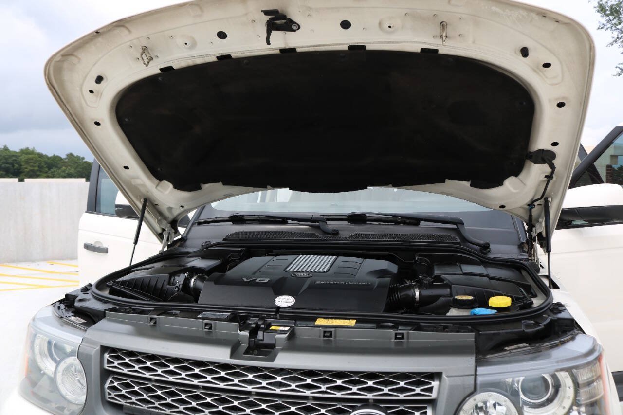 Used 2010 Land Rover Range Rover Sport Supercharged AWD/4WD image 12