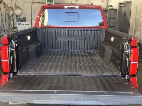 Certified 2025 Toyota Tacoma Limited w/ Tow Tech Package AWD/4WD image 24