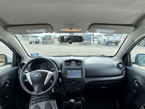 Used 2019 Nissan Versa S Plus image 14