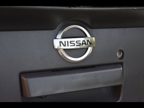 Used 2019 Nissan Frontier S image 40