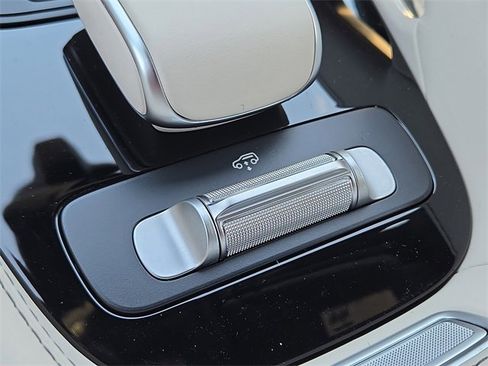 New 2026 Mercedes-Benz GLE 53 AMG 4MATIC image 17