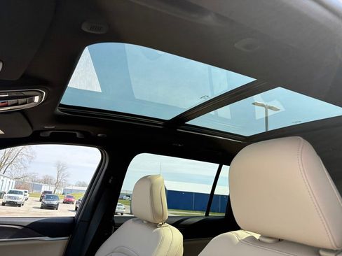 New 2025 Jeep Grand Cherokee L Limited AWD/4WD image 11