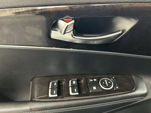 Used 2017 Kia Sorento AWD w/ LX Convenience Package image 11