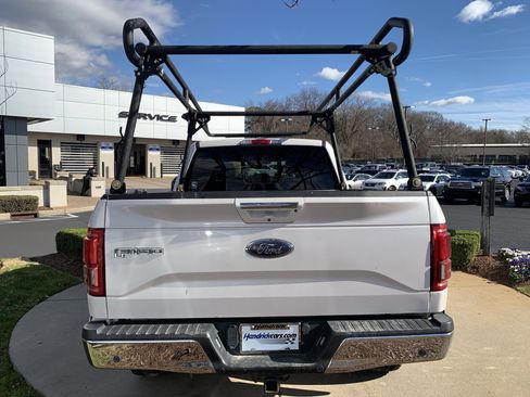 Used 2017 Ford F150 Lariat w/ Equipment Group 502A Luxury image 9