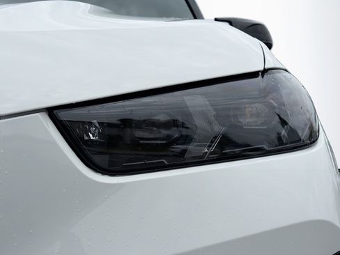 New 2026 BMW X5 M60i image 10