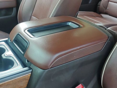 Used 2015 Chevrolet Silverado 2500 High Country w/ Duramax Plus Package AWD/4WD image 22
