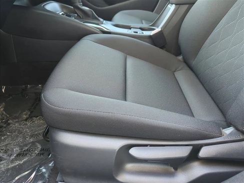 Used 2025 Toyota Corolla LE image 12