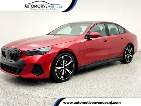Used 2024 BMW 540i xDrive w/ Premium Package AWD/4WD image 1