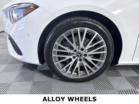 Used 2025 Mercedes-Benz CLA 250 CLA 250 image 4