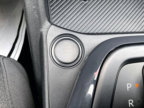 Certified 2025 Kia K4 EX FWD image 31