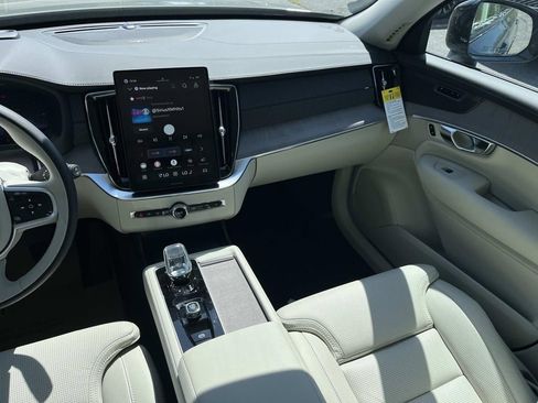 New 2026 Volvo XC90 T8 Ultra w/ Protection Package Premier AWD/4WD image 15