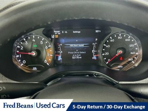 Used 2024 Jeep Compass Latitude AWD/4WD image 18