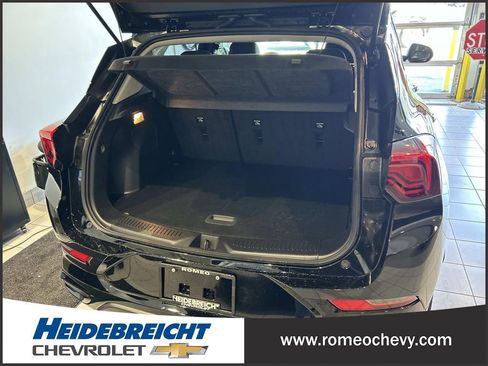 Used 2025 Buick Encore GX Sport Touring FWD image 15