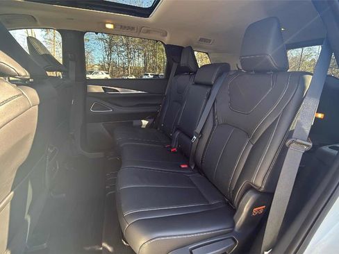 Certified 2025 INFINITI QX60 Luxe w/ Cargo Package image 12