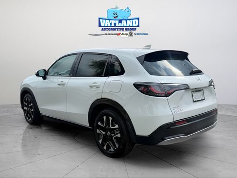New 2027 Honda HR-V EX-L image 3