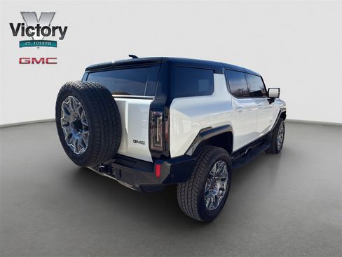 Used 2024 GMC Hummer EV 3X image 17
