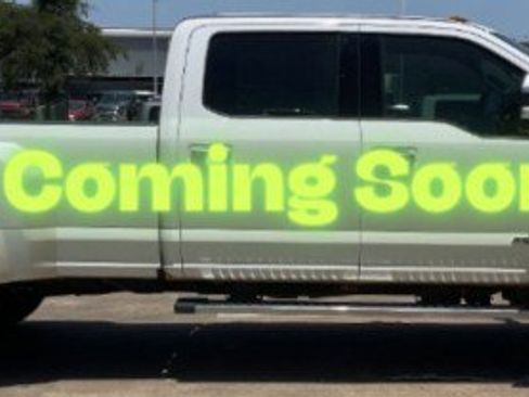 Used 2019 Ford F350 XLT w/ XLT Premium Package AWD/4WD image 7