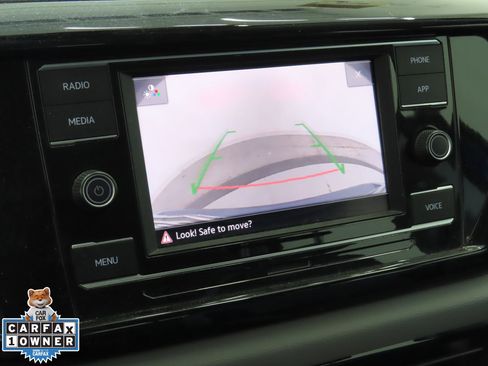 Used 2023 Volkswagen Taos S FWD image 19