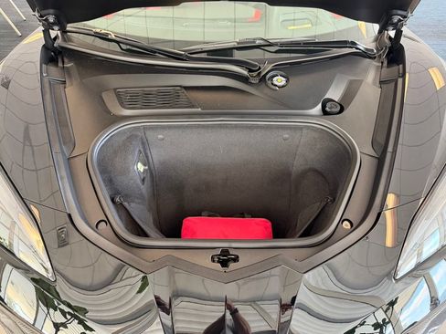 Used 2020 Chevrolet Corvette Stingray Preferred Cpe w/ 2LT Preferred Equipment Group RWD image 16