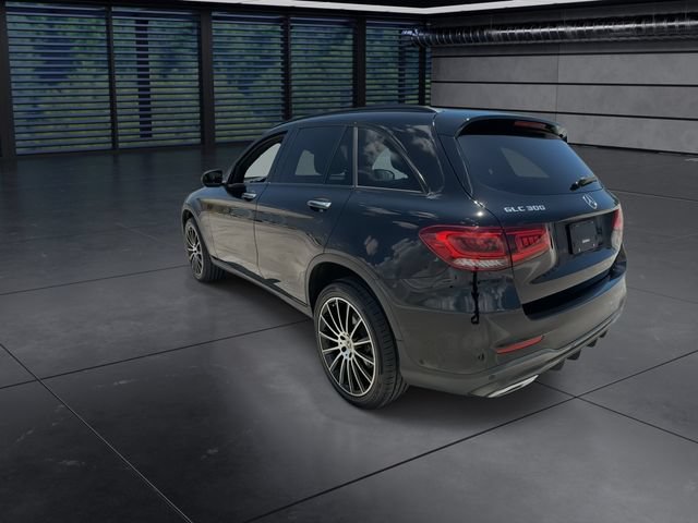 Used 2022 Mercedes-Benz GLC 300 4MATIC image 6