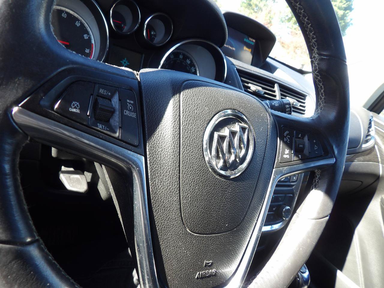Used 2015 Buick Encore FWD image 13