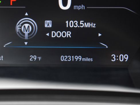 Used 2022 Honda CR-V Touring image 29