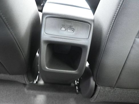 New 2026 Chevrolet Trax RS w/ Sunroof Package FWD image 17