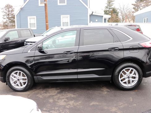 Used 2023 Ford Edge SEL image 2