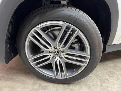 New 2025 Mercedes-Benz GLS 450 4MATIC image 30
